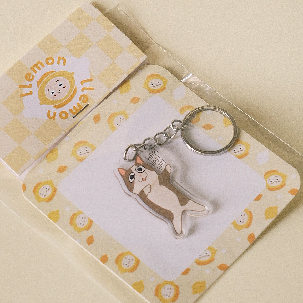 happy cat keychain