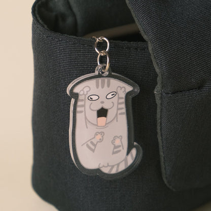 grey cat screaming keychain